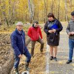 Ленинские партийцы проверили ход строительства лыжероллерной трассы