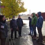 В округе Ольги Слюсаревой прошла приемка работ по ремонту тротуара