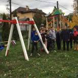 Детские площадки, техника, ремонт: «Единая Россия» помогла гражданам в ходе приёмов