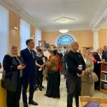 Юрий Старкин поздравил никольчан с открытием модельной библиотеки