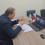 Депутат Виктор Дерябкин провел дистанционный прием жителей Ремонтненского района