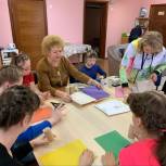 Воспитанники Центра содействия семейному воспитанию «Соколовский» сделали более 20 шкатулок для мобилизованных жителей Можайского района