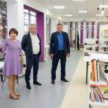 В Астраханской области при поддержке «Единой России» открылась модернизированная по модельному стандарту библиотека