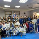 В Тюмени День отца отметили на татами