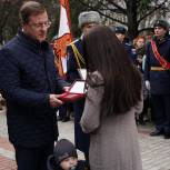 Дмитрий Азаров встретился с родными Героев России, погибших при исполнении воинского долга