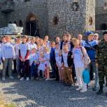 Депутат Вячеслав Камышный организовал экскурсию для детей с ОВЗ в Донской военно-исторический музей