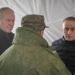 Андрей Альшевских и Сергей Чепиков посетили мобилизованных уральцев в Елани