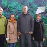 Высадка деревьев и субботники: «Единая Россия» провела в регионах экологические акции