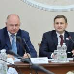 Александр Акимов провел первое заседание комитета по бюджетной, налоговой и финансовой политике
