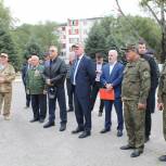 Алиасхаб Шабанов принял участие в  проводах мобилизованных в  Кизилюртовском военкомате