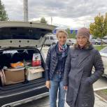 Партпроект «Защита животного мира» передал волонтерам товары для животных