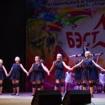 Единороссы Левобережного района помогли танцевальному коллективу
