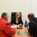 Пскович попросил Наталью Юрченко решить вопрос отсутствия сквозного проезда в его дворе