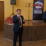 Единороссы поздравляют нижегородских педагогов с профессиональным праздником