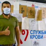 Единоросс Дмитрий Гулиев поддержал донорское движение и сдал кровь