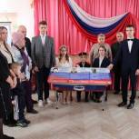 По инициативе «Единой России» в Тульской области провели акцию «Парта Героя»