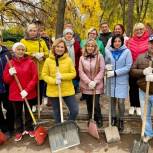 Ульяновские единороссы приняли участие в городском субботнике