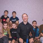 Депутат Гасан Османов оказал помощь многодетной семье