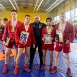 Карельские спортсмены завоевали награды всероссийского турнира по самбо