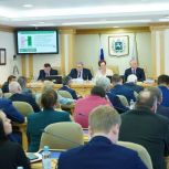 Депутаты Законодательной Думы в первом чтении приняли областной бюджет на 2024-2026 годы