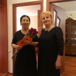 Ветеранов педагогического труда города Кизилюрта поздравили с Международным днем учителя