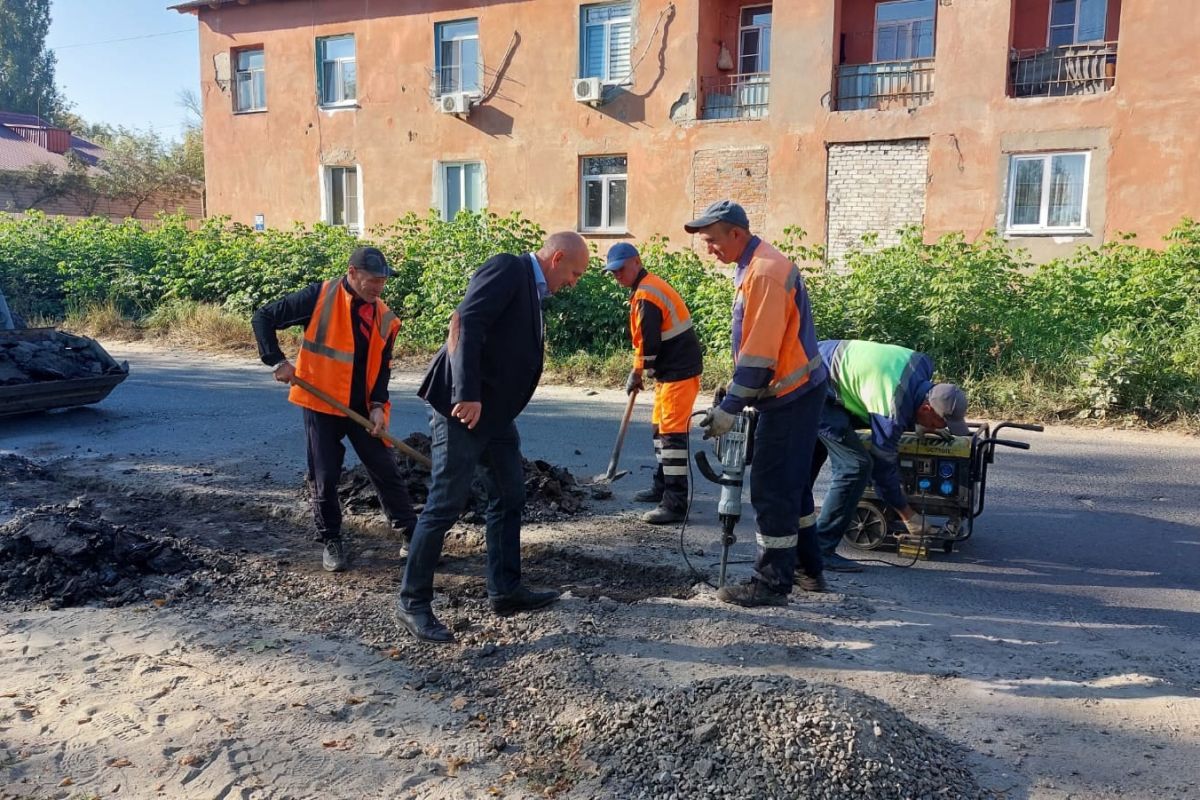 Дмитрий Лепшеев в очередной раз поддержал жителей Сеймского округа