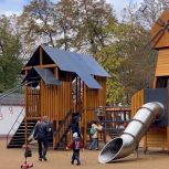Панков: В саратовском парке Липки установлена современная экологичная детская площадка