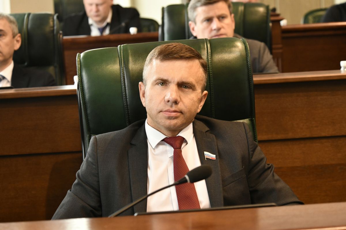 Многодетные родители получают поддержку в Тверской области