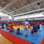 «Единая Россия» открыла в Хабаровске набор в секции самбо для детей с ОВЗ