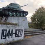 Надпись на памятнике воинам-освободителям Медвежьегорска восстановили