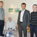 В Динском районе поздравили ветерана Великой Отечественной войны с 98-летием