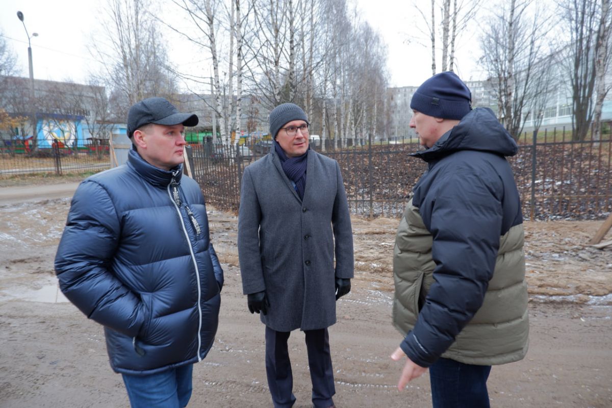 Партийцы проследят за приведением дороги близ детского сада в нормативное  состояние