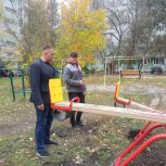 Андрей Сучков проверил качество работ по благоустройству дворов