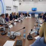 В Волгограде обсудили вопросы доступности городской среды, объектов благоустройства и соцучреждений для маломобильных граждан