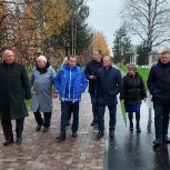 Партийцы Надымского района оценили ход работ на объектах благоустройства