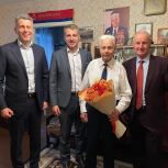 Участника Великой Отечественной войны Евгения Ивановича Макарова поздравили с 98-летием