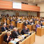 Андрей Луценко: «Инициативу, которая позволит привлечь молодые кадры в муниципалитеты, предложили вологодские депутаты на заседании ПАСЗР»