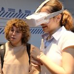 В Челябинске презентовали новые направления в области робототехники, изучения биологии и управления беспилотниками
