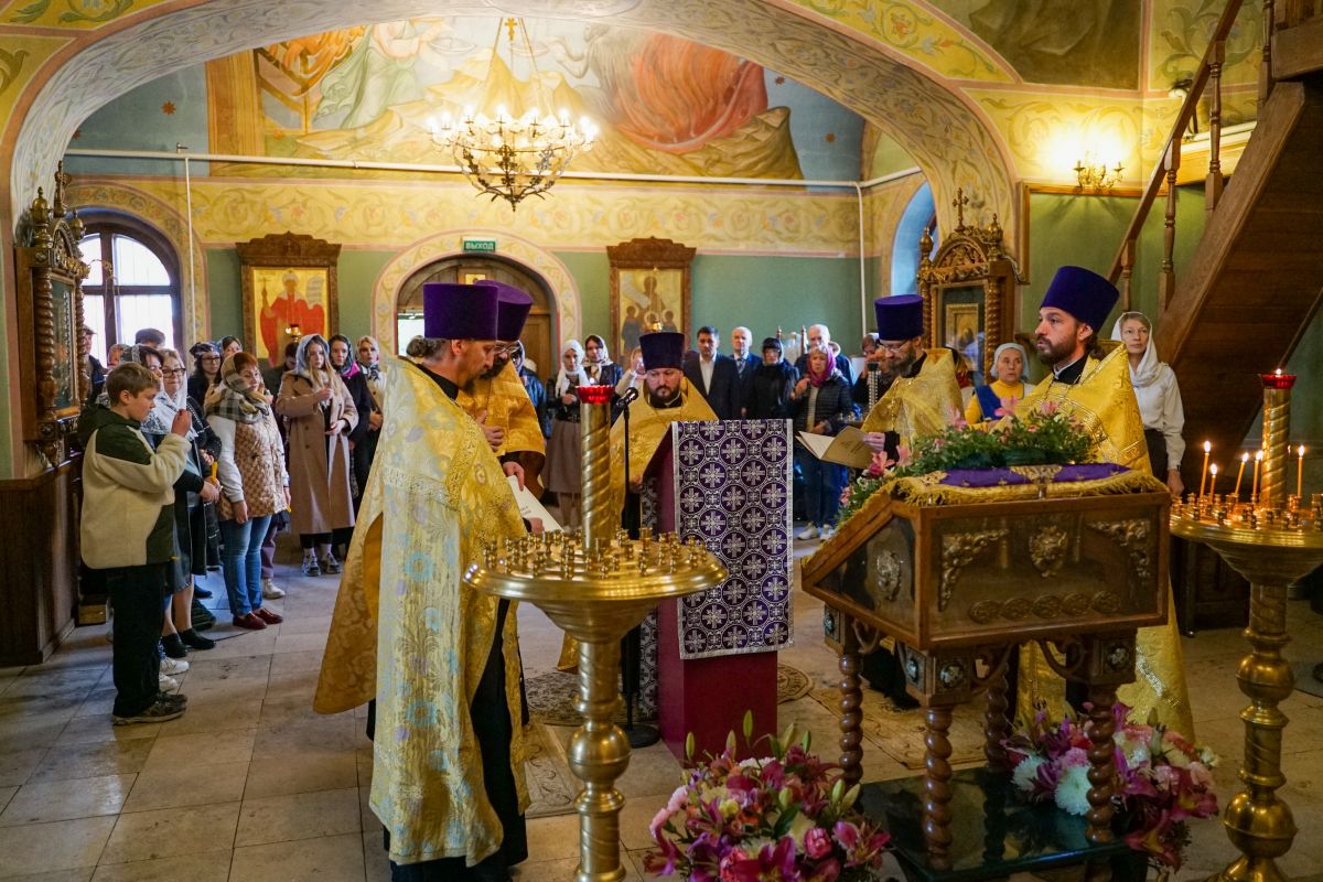 В Химках «Женское движение Единой России» провело православную гостиную для семей участников СВО