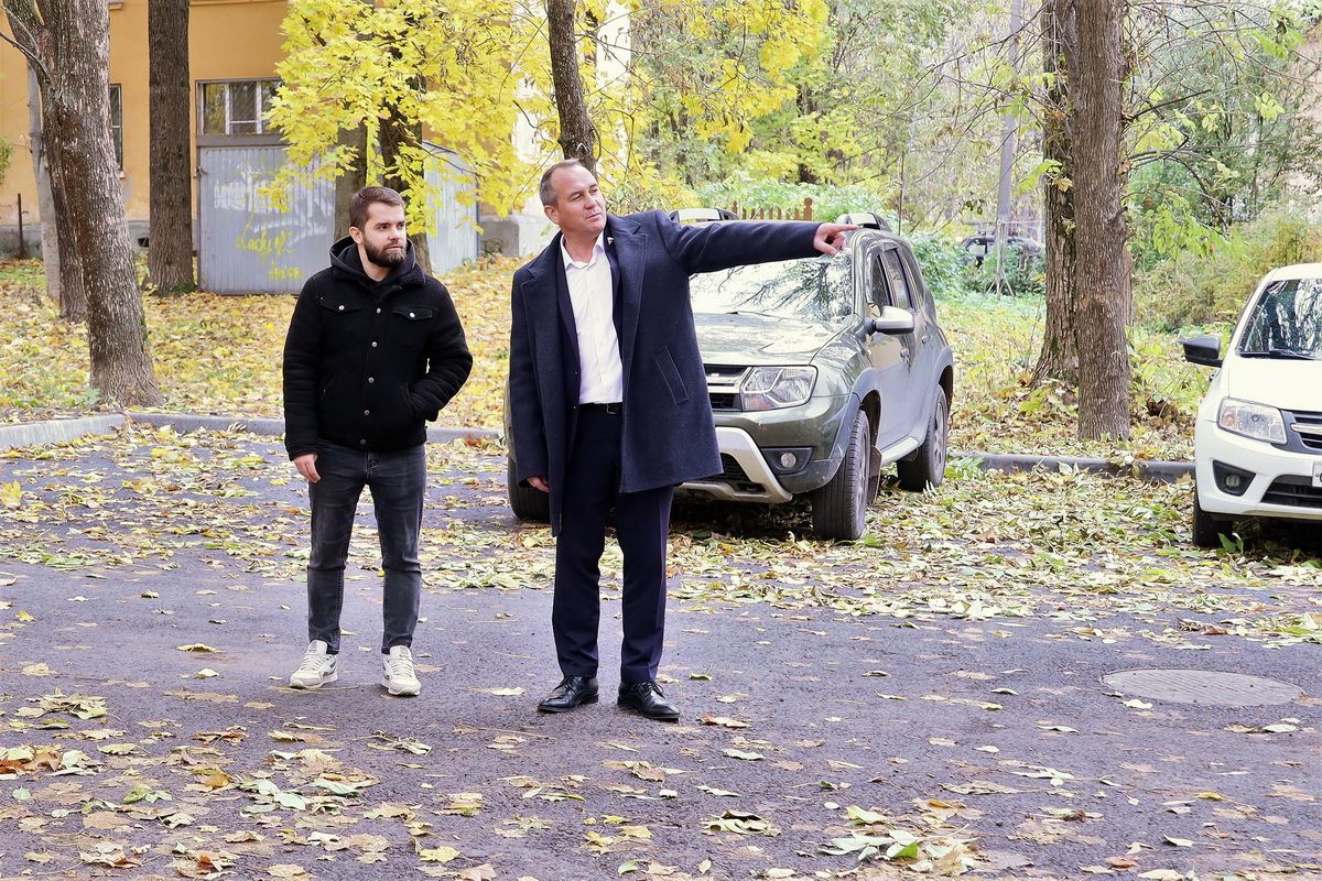 Евгений Чинцов провел объезд по благоустройству территорий в Советском районе Нижнего Новгорода