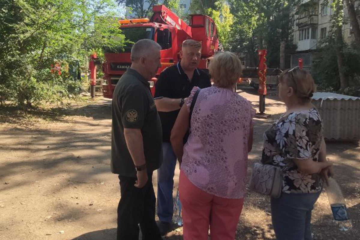 Василий Леонов: В связке «жители – «Единая Россия» – органы власти» мы способны решить накопившиеся проблемы