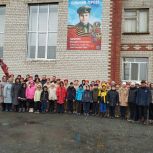 Портрет Героя Советского Союза Николая Закоркина появился на фасаде школы в Сладковском районе