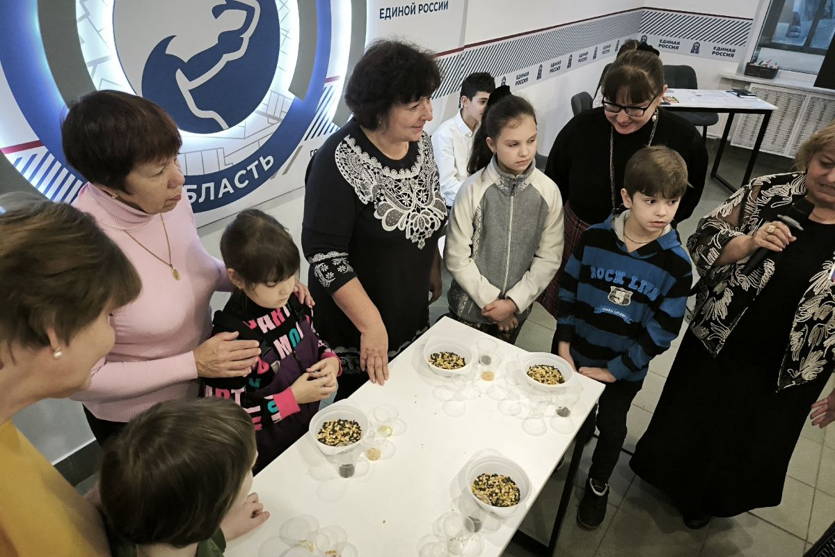 В Костроме отметили День бабушек и дедушек