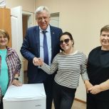 Партийцы провели мероприятия в поддержку маломобильных граждан Нягани