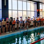 В Покачах по инициативе «Единой России» прошли соревнования по плаванию