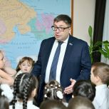 Юные жители Анадыря побывали в окружной Думе