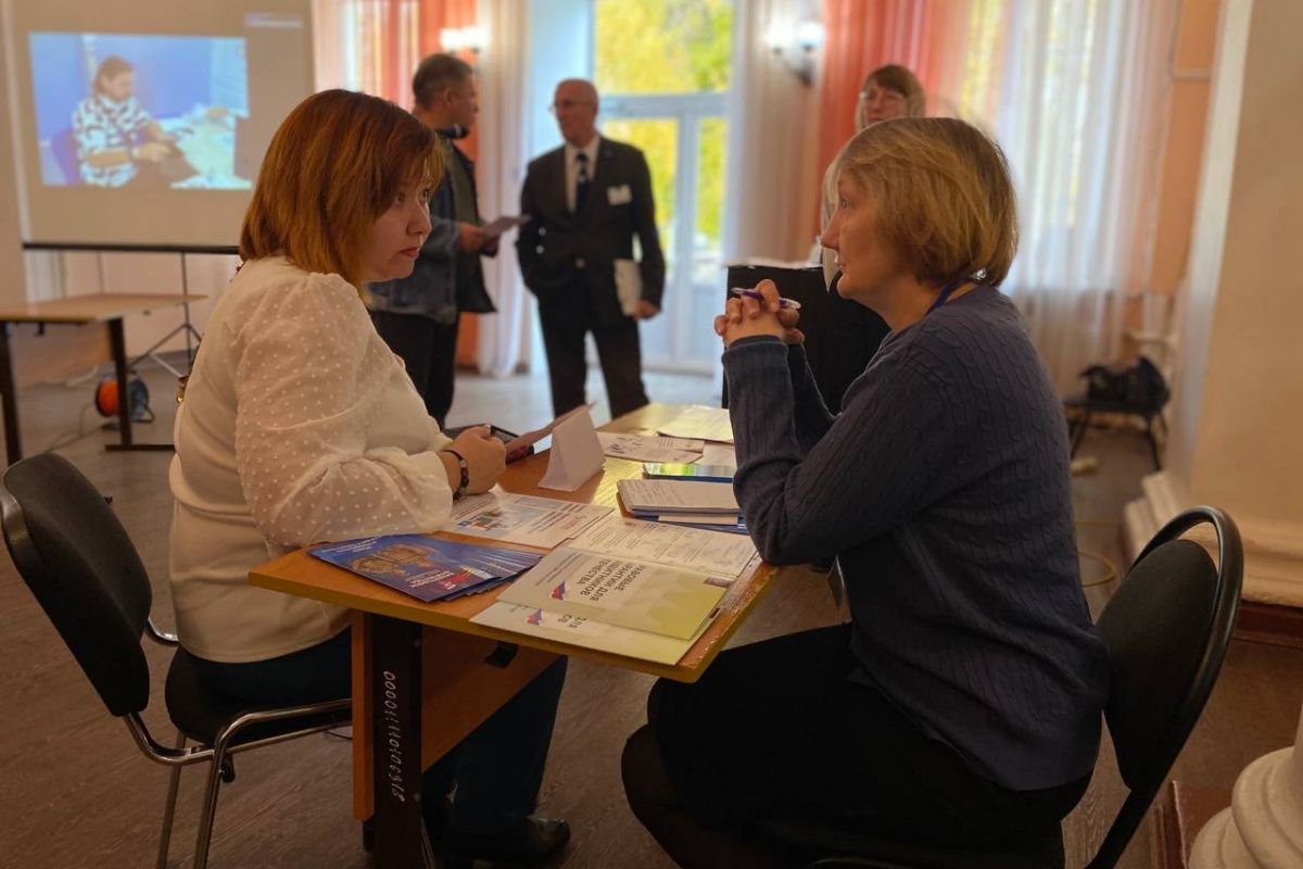 При поддержке «Единой России» в Сенгилеевском районе прошла ярмарка трудоустройства