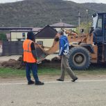 В Чеченской Республике партийцы «Единой России» и волонтеры вышли на уборку улиц