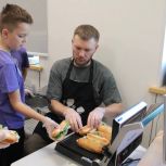 Ямальцы организовали мероприятия ко Всероссийскому Дню Отца