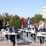 «Единая Россия» провела в регионах первый Всероссийский агродиктант